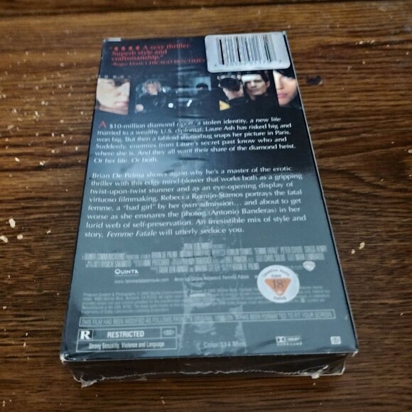 Femme Fatale (VHS, 2002, unopened / new with watermark) Rebecca Romijn-Stamos - Picture 4 of 4